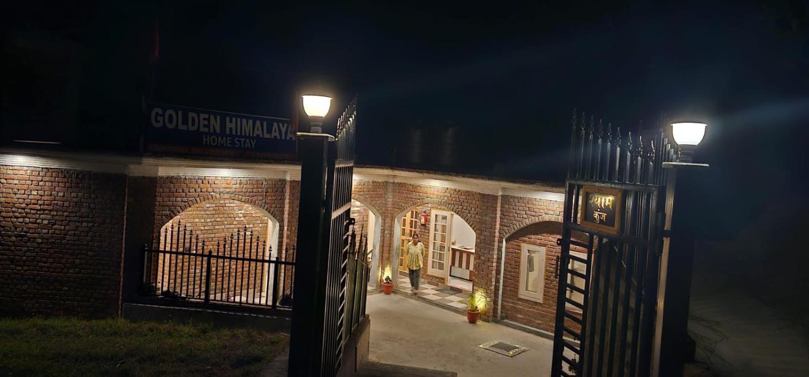 Golden Himalaya Homestay Kausani Exterior foto